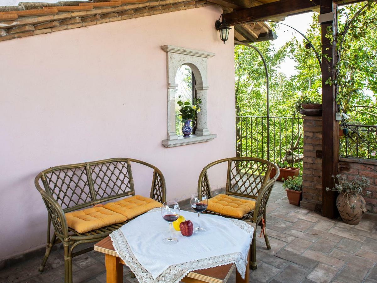 Al Guado Di Assisi B&B Bastia Umbra Exterior photo
